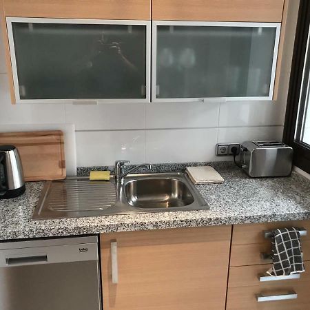 Luxury Apartment Set In Dona Julia Golf Course 카사레스 외부 사진